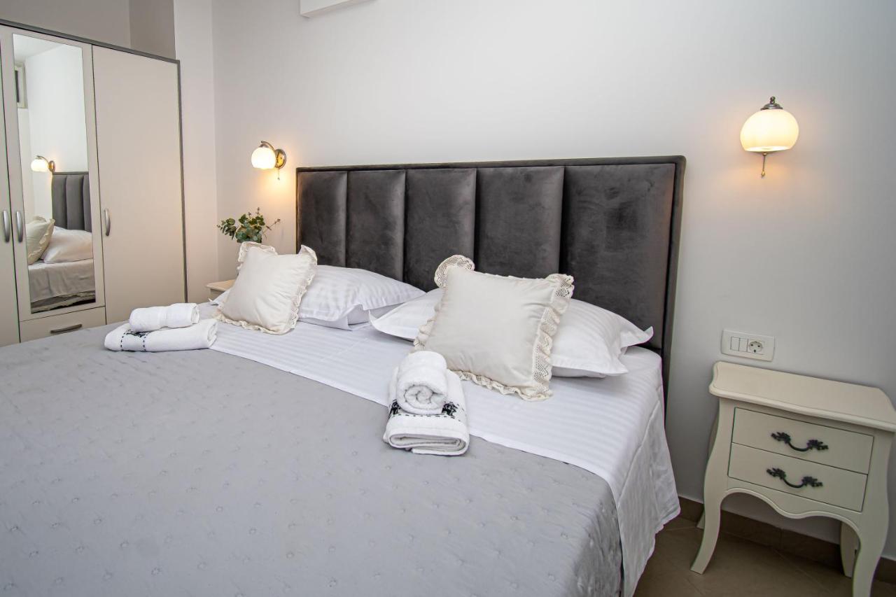 Beachfront Apartments Gabine Kastela Ngoại thất bức ảnh