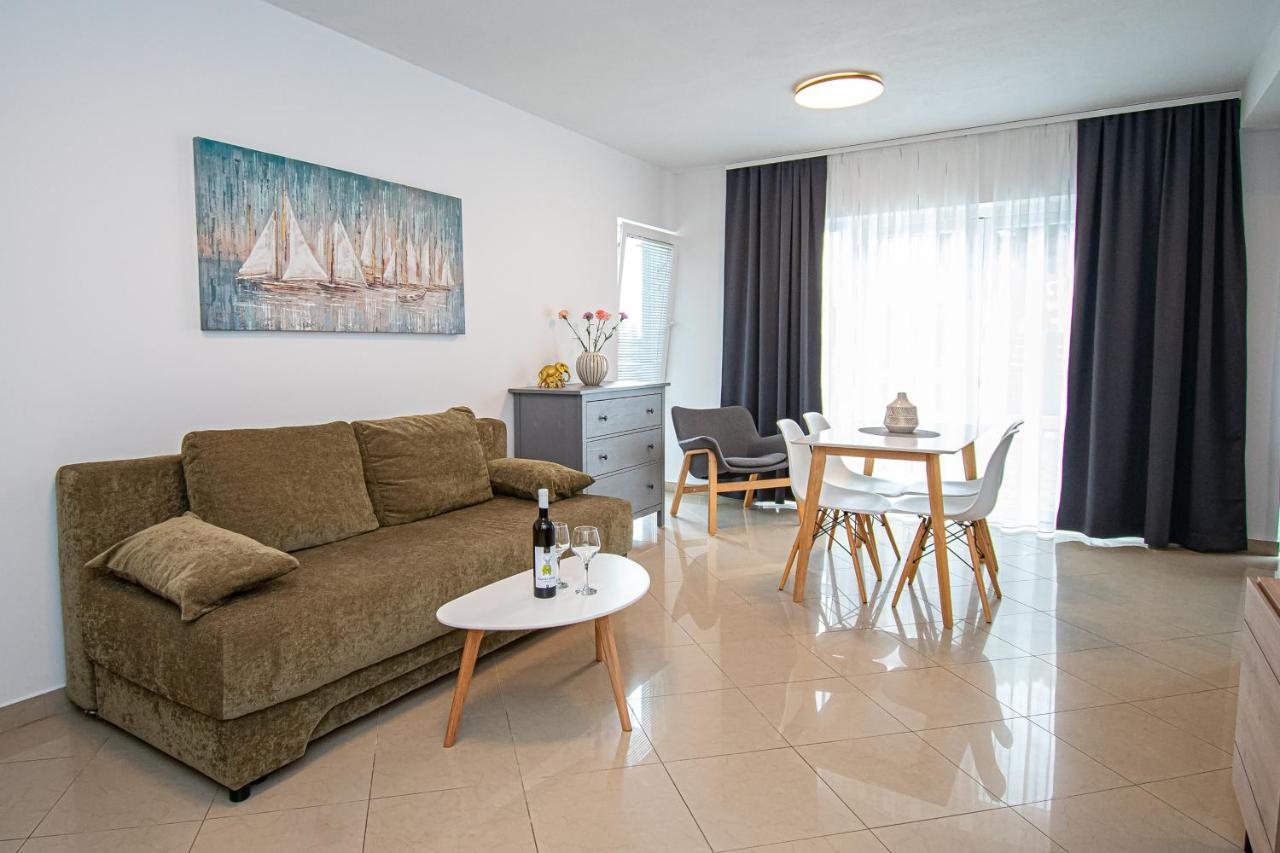 Beachfront Apartments Gabine Kastela Ngoại thất bức ảnh