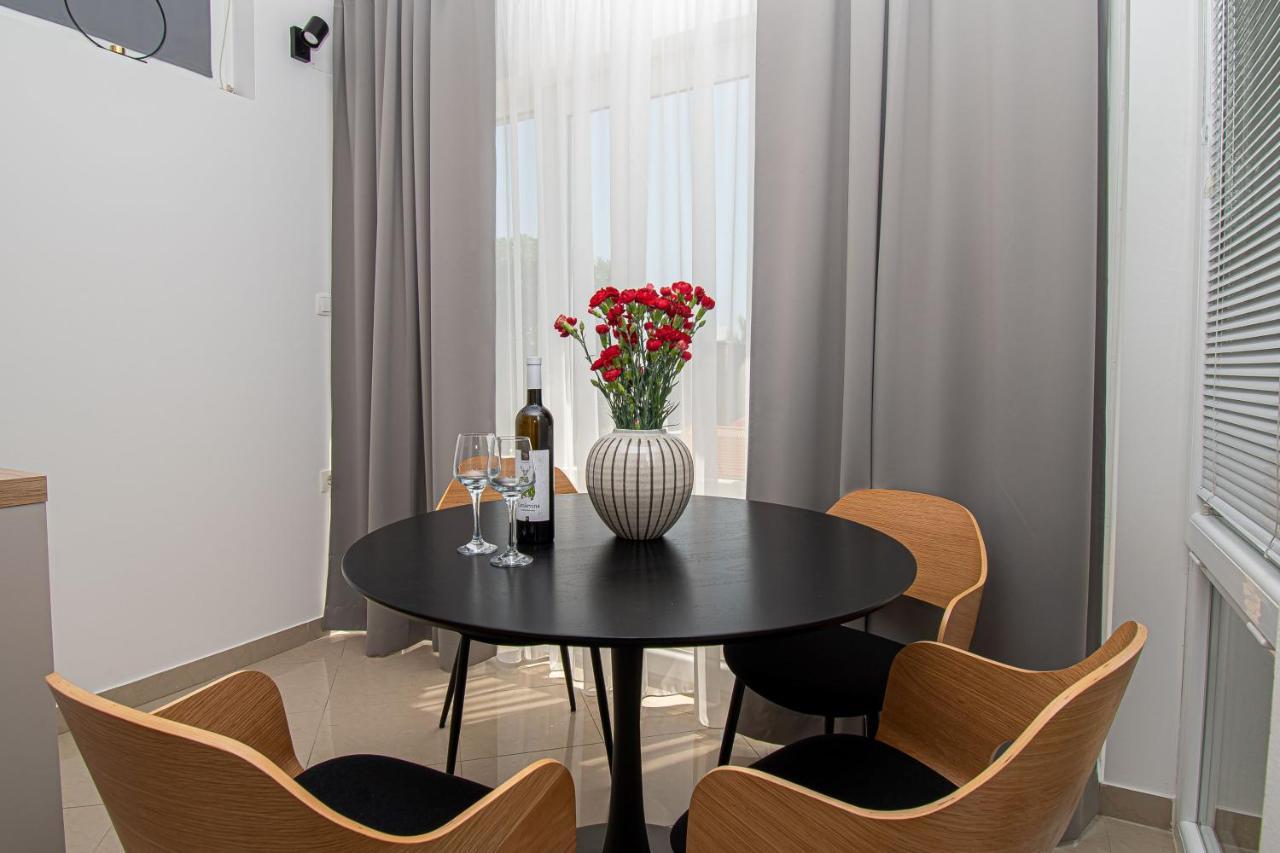 Beachfront Apartments Gabine Kastela Ngoại thất bức ảnh