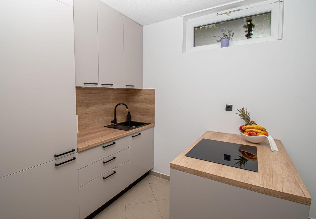 Beachfront Apartments Gabine Kastela Ngoại thất bức ảnh