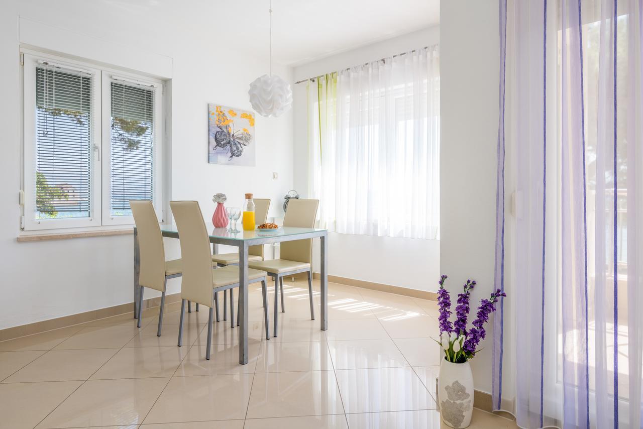 Beachfront Apartments Gabine Kastela Ngoại thất bức ảnh