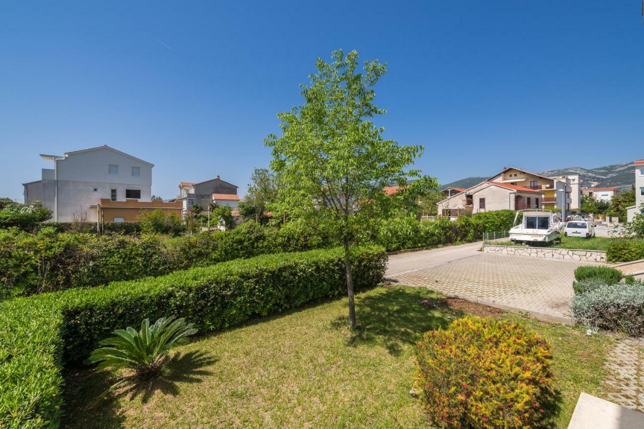 Beachfront Apartments Gabine Kastela Ngoại thất bức ảnh